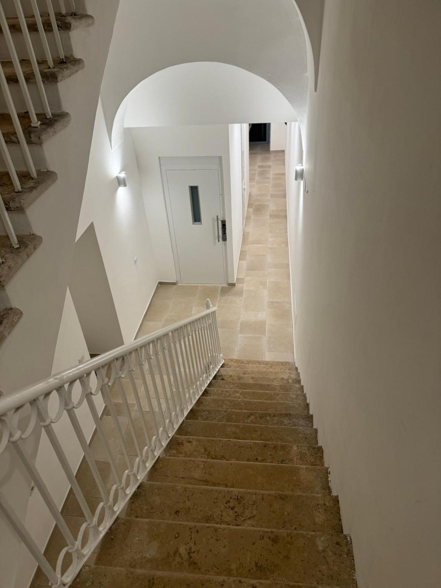 Flary Apartment Бари Екстериор снимка